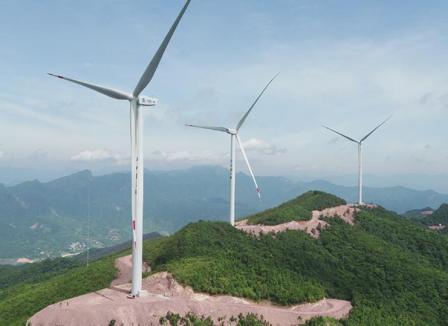 廣西貴港供電：推動電力“大風車”，吹起平南環(huán)保風