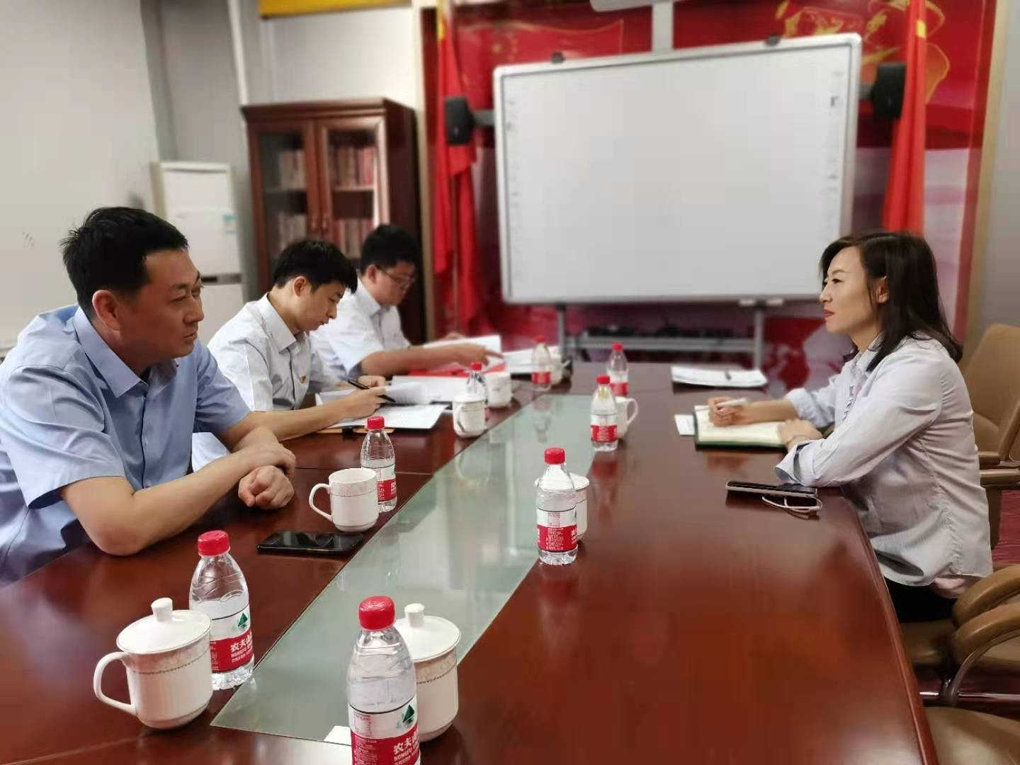 副局長(zhǎng)王永強(qiáng)到烏海電業(yè)局千里山分局開展黨史學(xué)習(xí)教育督導(dǎo)、領(lǐng)學(xué)