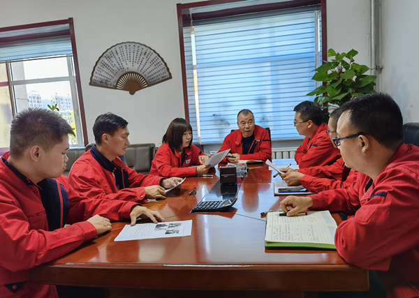 烏海電業(yè)局千里山分局：修訂宣貫班組標準，促進班組有序發(fā)展