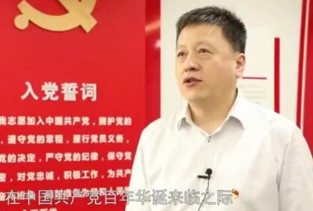 周群任中國電氣裝備集團(tuán)有限公司黨委副書記、董事，提名為中國電氣裝備集團(tuán)有限公司總經(jīng)理人選