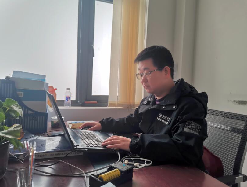 劉凡武：砥礪深耕志未泯，不負(fù)山河不負(fù)卿