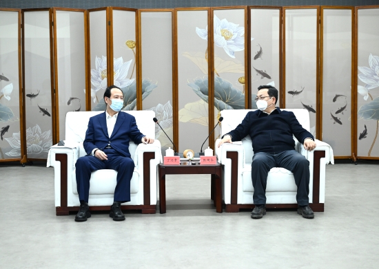 丁焰章與雄安新區(qū)黨工委書記、管委會主任張國華會談