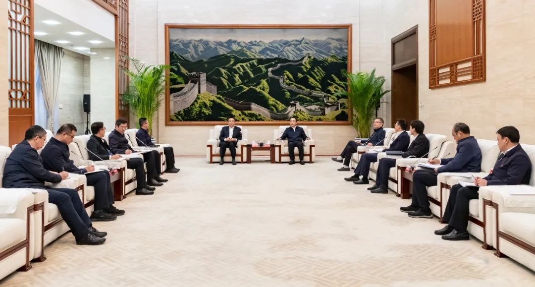 大唐集團(tuán)黨組書記、董事長鄒磊會(huì)見哈電集團(tuán)黨委書記、董事長曹志安