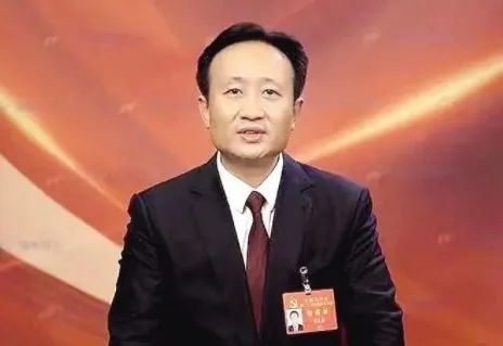 衣立東任國網(wǎng)四川省電力公司董事長、黨委書記