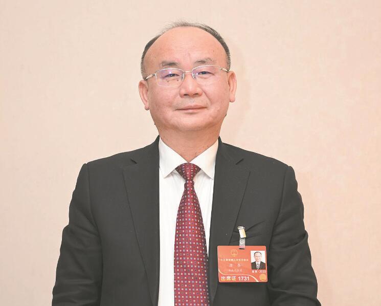 優(yōu)質(zhì)供電服務(wù)助力裝備制造業(yè)高質(zhì)量發(fā)展——訪全國(guó)人大代表、楚天科技股份有限公司董事長(zhǎng)兼總裁唐岳