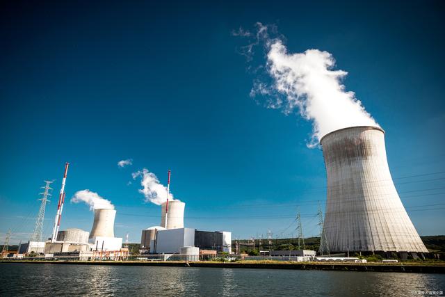核電報(bào)告：綠電基建大時(shí)代，核電迎再次騰飛