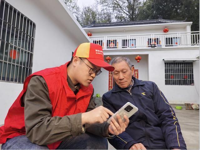 村網(wǎng)共建，讓村里老人生活更方便!
