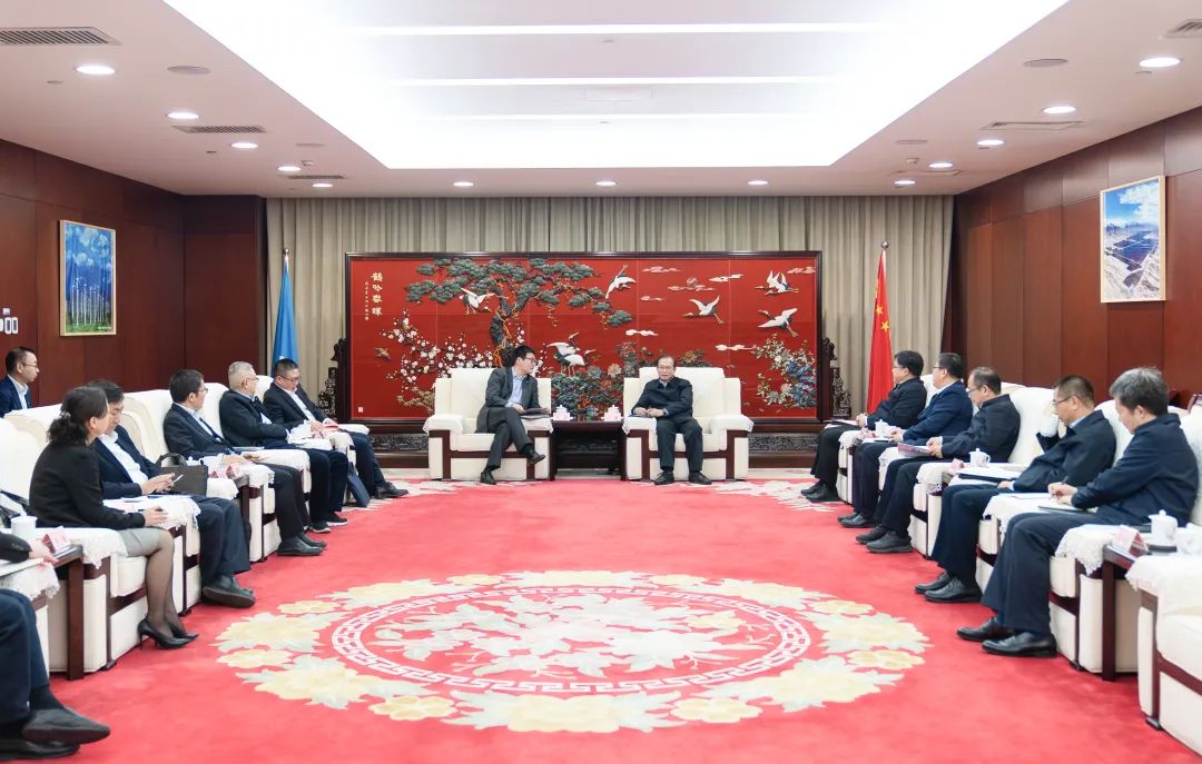 華電黨組書記、董事長江毅會見上海電氣集團黨委書記、董事長吳磊