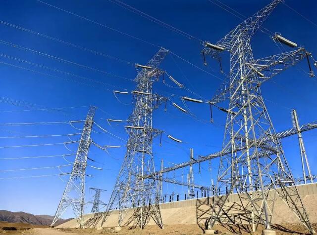 青?，敔枔跛娬?30千伏輸電線路全面竣工