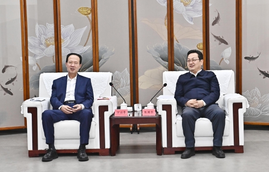 中國(guó)電建黨委書記、董事長(zhǎng)丁焰章王斌拜會(huì)雄安新區(qū)黨工委書記、管委會(huì)主任張國(guó)華