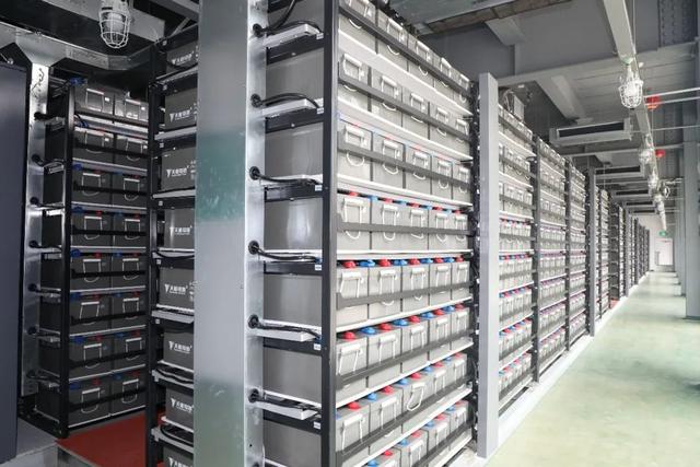 應對用電高峰，小電池派上大用場