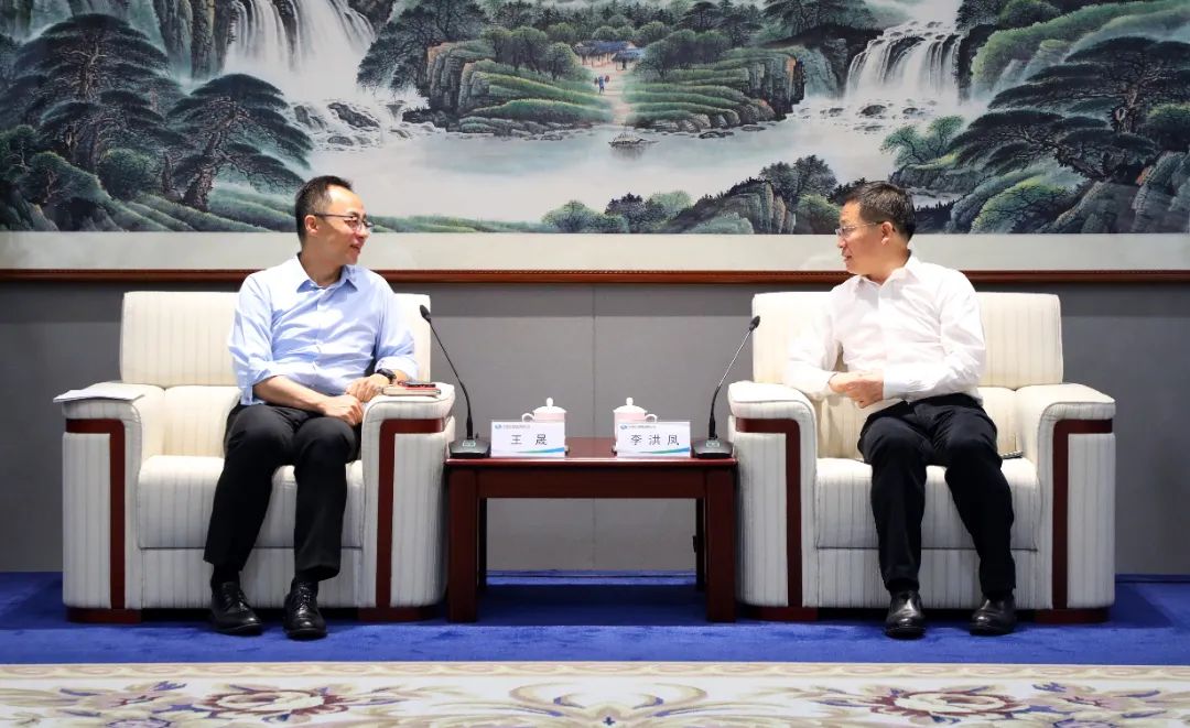 中國電氣裝備黨委書記、董事長李洪鳳會(huì)見銀河證券黨委書記、董事長王晟