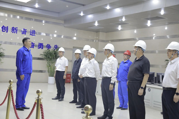 國務(wù)院國資委黨委委員、副主任茍坪到新疆華電喀什熱電公司宣講黨的二十屆三中全會精神并調(diào)研
