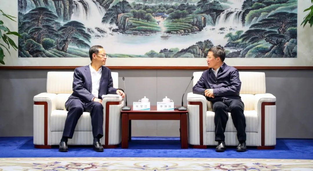 中國電氣裝備黨委書記、董事長李洪鳳會(huì)見交通銀行黨委副書記、行長張寶江