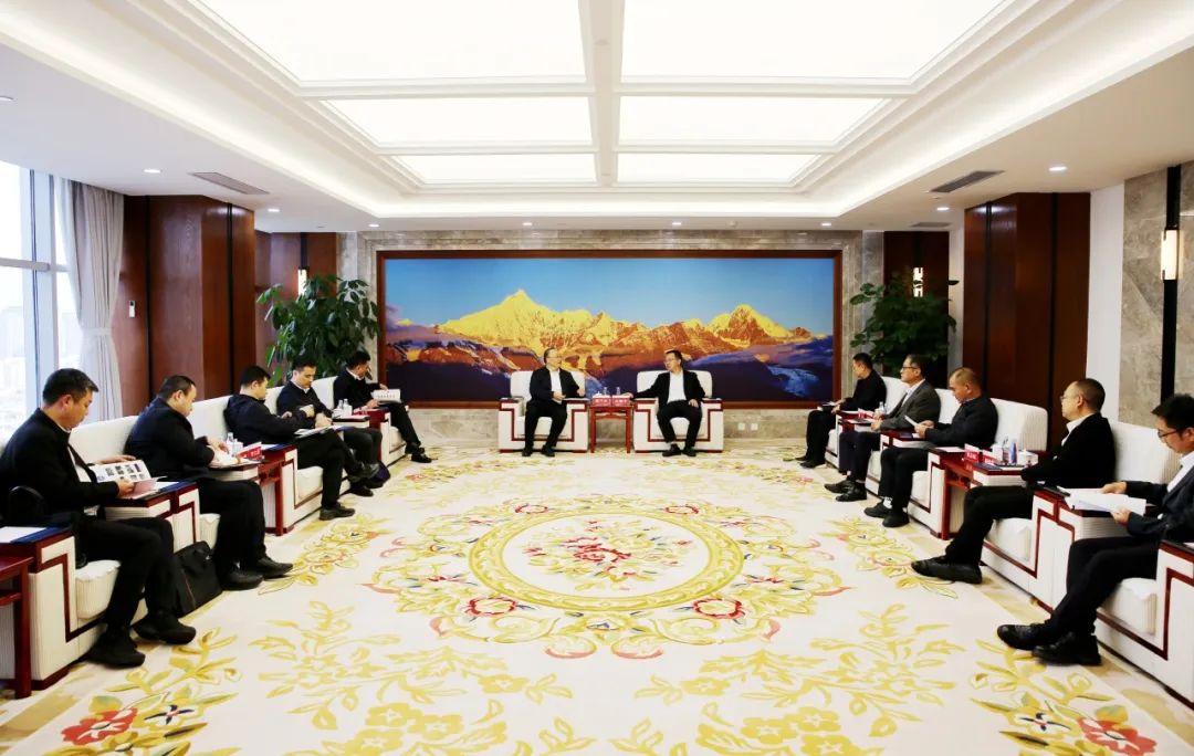 大唐云南公司黨委書記、董事長(zhǎng)王繼才與水電六局黨委書記、董事長(zhǎng)翟萬全會(huì)談
