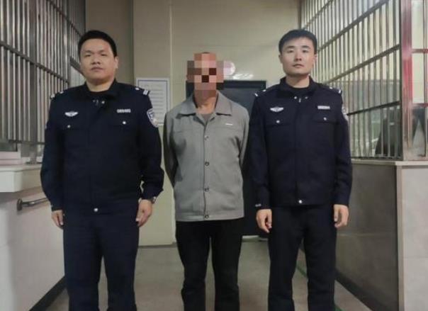 男子為解饞，在山里鋪設電網(wǎng)欲捕獵，涉嫌非法狩獵被抓